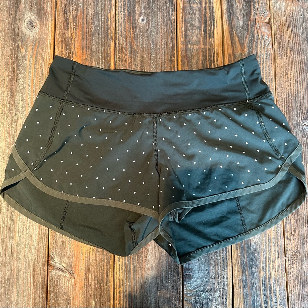Lululemon Run Speed Short Nightfall Reflective Night Fall Gator Green Silver 2